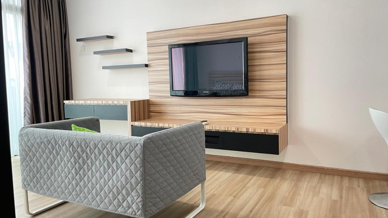 Palazio Serviced Apartment In Mount Austin Near Aeon Ikea Toppen Hsi Τζόχορ Μπάχρου Εξωτερικό φωτογραφία