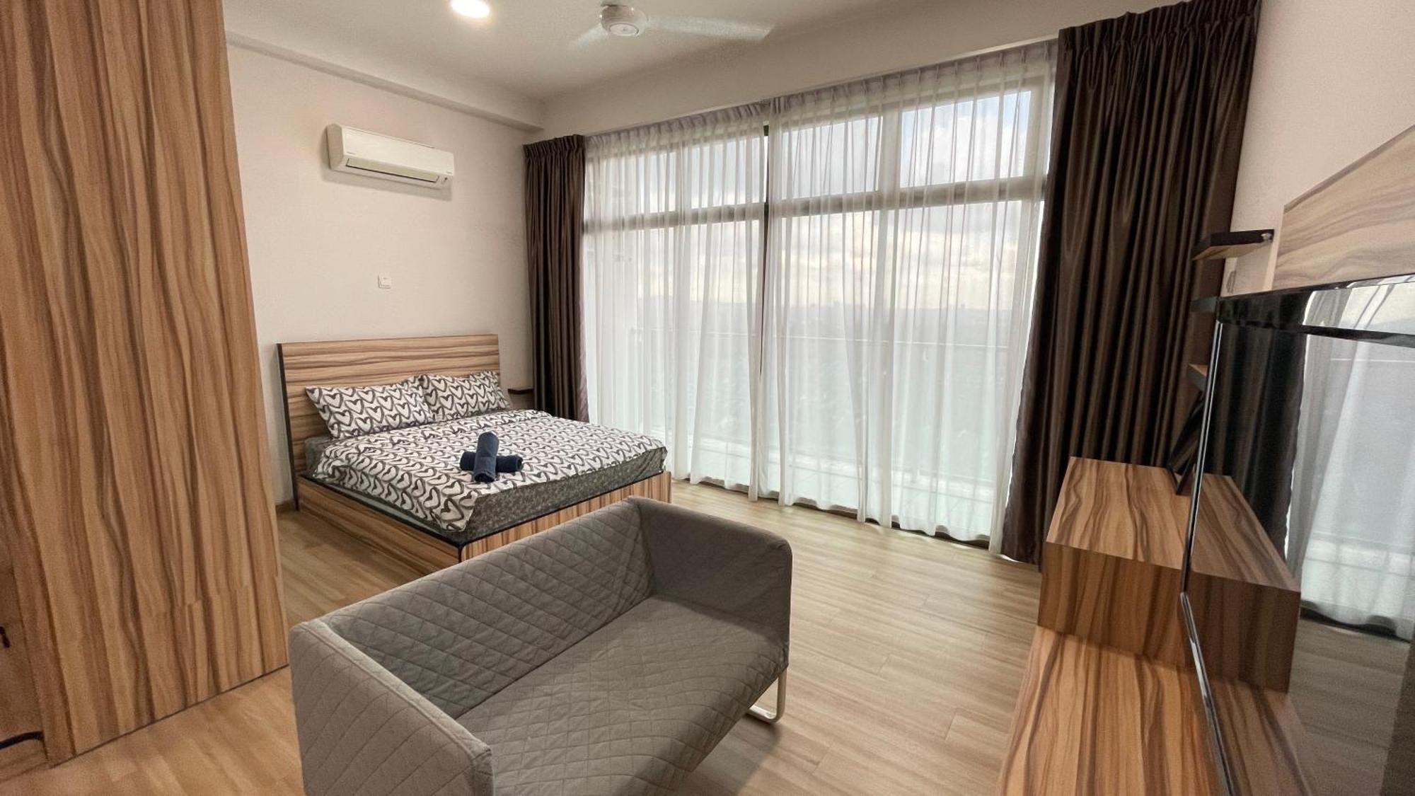 Palazio Serviced Apartment In Mount Austin Near Aeon Ikea Toppen Hsi Τζόχορ Μπάχρου Εξωτερικό φωτογραφία