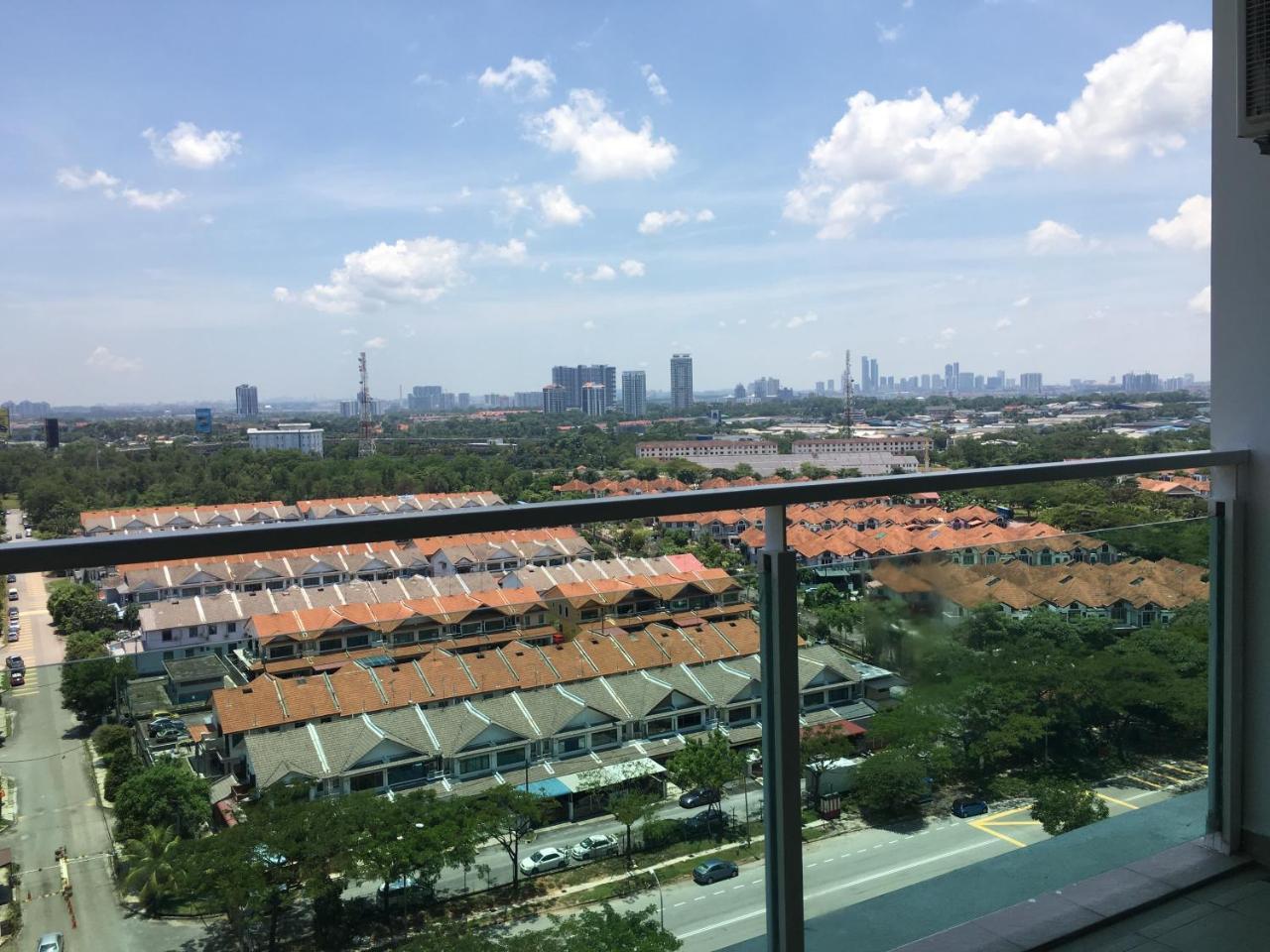 Palazio Serviced Apartment In Mount Austin Near Aeon Ikea Toppen Hsi Τζόχορ Μπάχρου Εξωτερικό φωτογραφία